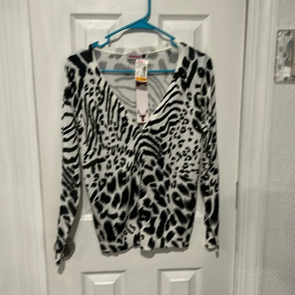 Women’s zebra print Marisa sweater - Picture 1 of 5